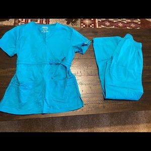 Cherokee scrub set XXS
